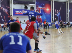 «Произошел «затык»: гандболисты «Виктора» в Ставрополе отправили в кювет челябинскую «динамо-машину»