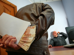 Житель КБР пытался выкупить у полицейского изъятую партию «паленого» алкоголя на Ставрополье