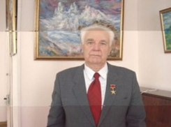 Календарь: 85 лет со дня рождения государственного деятеля, уроженца Светлограда, Бориса Володина