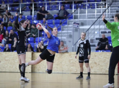 Гандболистки «Ставрополья» по итогам чемпионата России в женской суперлиге откатились на три позиции