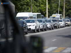 Забитые салоны и игнор правил ПДД обнаружили инспекторы в ходе проверки маршруток в Ставрополе