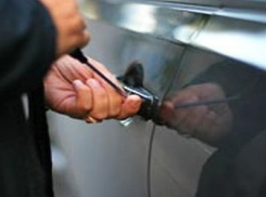 В Ставрополе 19-летний угонщик-неудачник схвачен после попытки кражи авто 