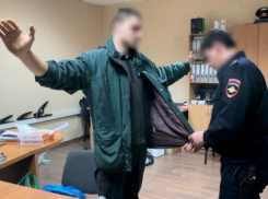 Жителя Кисловодска осудили на 5 лет за поджог буквы «V» и участие в экстремистской организации 