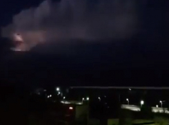 Пугающе-красивое грозовое небо попало на видео в Минеральных Водах 