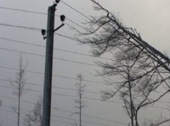 11 населенных пунктов остались без света из-за урагана на Ставрополье