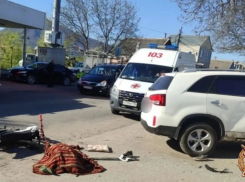 Подросток на питбайке погиб в ДТП после столкновения с легковушкой в Пятигорске