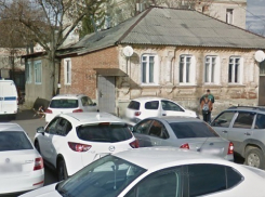 Заложниками ветхого дома стали жители Ставрополя