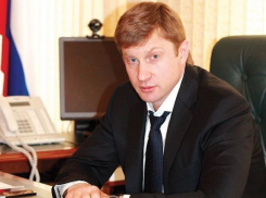 Попавшего под домашний арест главу ставропольского минстроя Игоря Васильева временно отстранили от должности