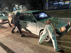 Трое мужчин могут получить до 10 лет тюрьмы за разбой с оружием в Невинномысске