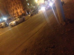 Ехавшее по заказу такси попало в аварию в Ставрополе