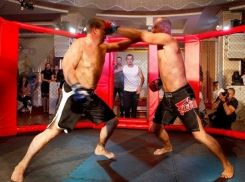 Бизнесмен нокаутировал бывшего депутата в Ставрополе