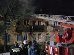 Муниципальный режим ЧС ввели из-за пожара в многоквартирном доме в Пятигорске