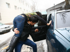 Парень из Нефтекумска украл школьницу для свадьбы