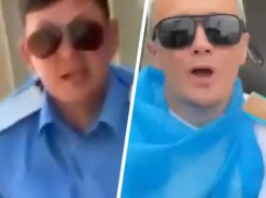 Блогер Илья Соболев снял пародию на потасовку казаков и велосипедистов в центре Ставрополя