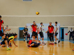 Ижевск опять не покорился: ставропольские волейболисты завершили выступления на ростовской площадке