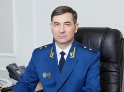 Нечистых на руку чиновников Ставрополья запугал ушедший в оставку прокурор Александр Лоренц