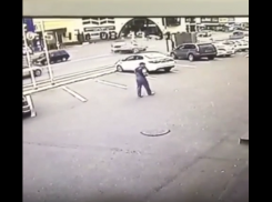 В сети появилось видео страшного столкновения 4 авто в Пятигорске