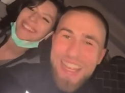 Фельдшер из Ессентуков собирает миллионы на роликах в скорой