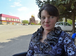 Алчный ростовский продюсер присвоил авторство стихов ставропольской девушки-инвалида