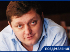 Основателю информационного агентства «Блокнот» Олегу Пахолкову исполнилось 49 лет