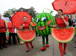 Ярмарка и масштабный праздник арбузов прошел на Ставрополье