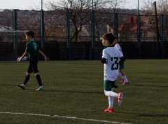 Восемь детей из Воронежа забрали в больницу с футбольного соревнования в Ставрополе