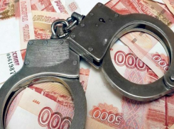Житель Пятигорска попытался завладеть дорогой иномаркой обманным путём 