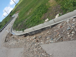 Дома жителей Предгорного района затопило из-за ошибок в проектировании дороги