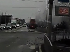 Ставропольский автобус загорелся по дороге в Москву