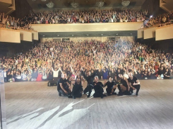 Сергей Лазарев покорил фанатов ярким выступлением в Ставрополе