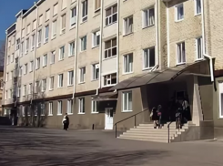 Отсутствие линейки на последний звонок для первоклассников в Ставрополе возмутило родителей 