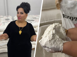 «Белая, как снежок»: блогер-миллионник из Пятигорска Арус Галстян теперь производит муку 