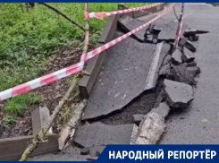 Грузовик с песком разрушил мост в ставропольском парке Победы 