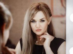 33-летняя бизнесвумен из Ставрополя Ирина Кроус хочет победить в «Мисс Блокнот 2022» 