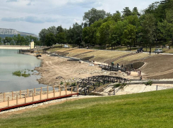 На берегу озера в Кисловодске появятся четыре грота желаний