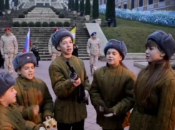 «До мурашек»: Кисловодские юнармейцы спели «Катюшу» и попали на видео