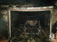 Два человека пострадали при пожаре в гараже в Ставропольском крае