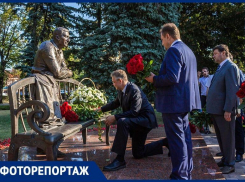 В Ставрополе открыли памятник ко дню рождения покойного мэра города Андрея Джатдоева