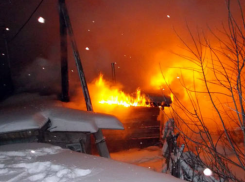 В пожаре выгорело более 60 квадратных метров жилплощади на Ставрополье