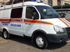 Скала угрожала обрушением на тротуар в Кисловодске