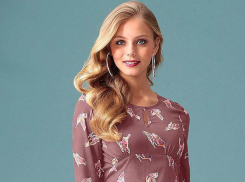 Правильно выбираем одежду под цвет волос