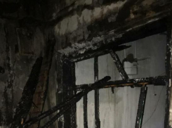 На Ставрополье в пожаре погибли два человека