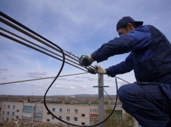 Провода интернет-провайдеров уберут с улиц под землю либо замаскируют в Ставрополе