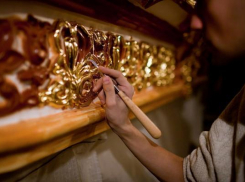 Фряжским письмом и сусальным золотом начали расписывать Кафедральный Спасский собор Пятигорска