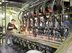 Тысяча ставропольцев рискуют потерять работу из-за критической ситуации на стеклотарных заводах Новоалександровского и Красногвардейского районов