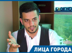 «Сегодня после брачной ночи простыни теще не приносят», - Тигран Мелик-Адамян о свадебных традициях