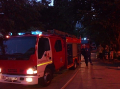 Серьезный пожар едва не разгорелся в многоэтажке в Ставрополе 