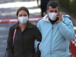 Выход из самоизоляции, появление «здорового питания» и штрафы: майские изменения в российском законодательстве