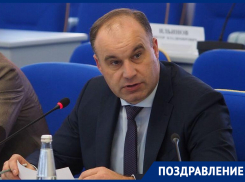 Ректор Аграрного университета в Ставрополе Владимир Ситников отмечает день рождения