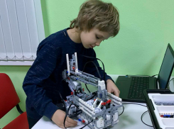 Юный изобретатель собрал робота-уборщика в Железноводске